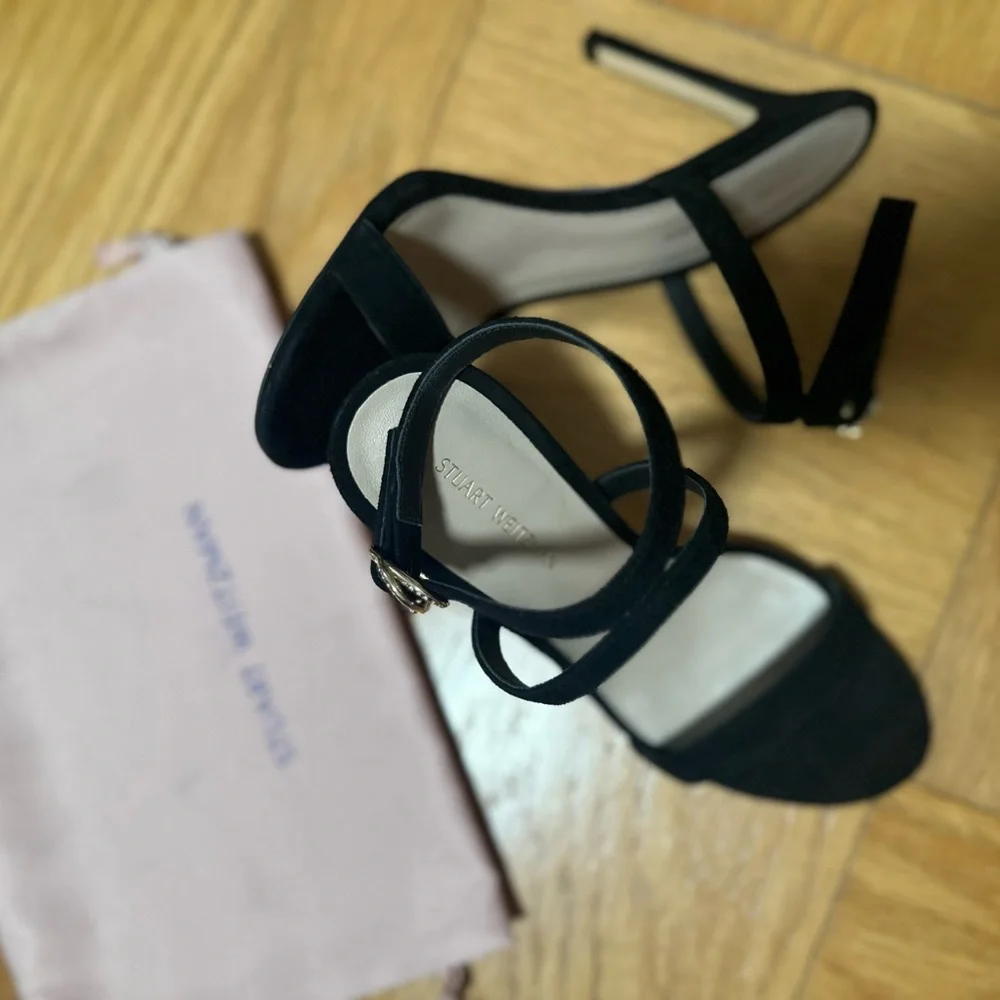 STUART WEITZMAN Sandals
Crystal Studded Ankle Strap Sandals - Picture 6 of 6